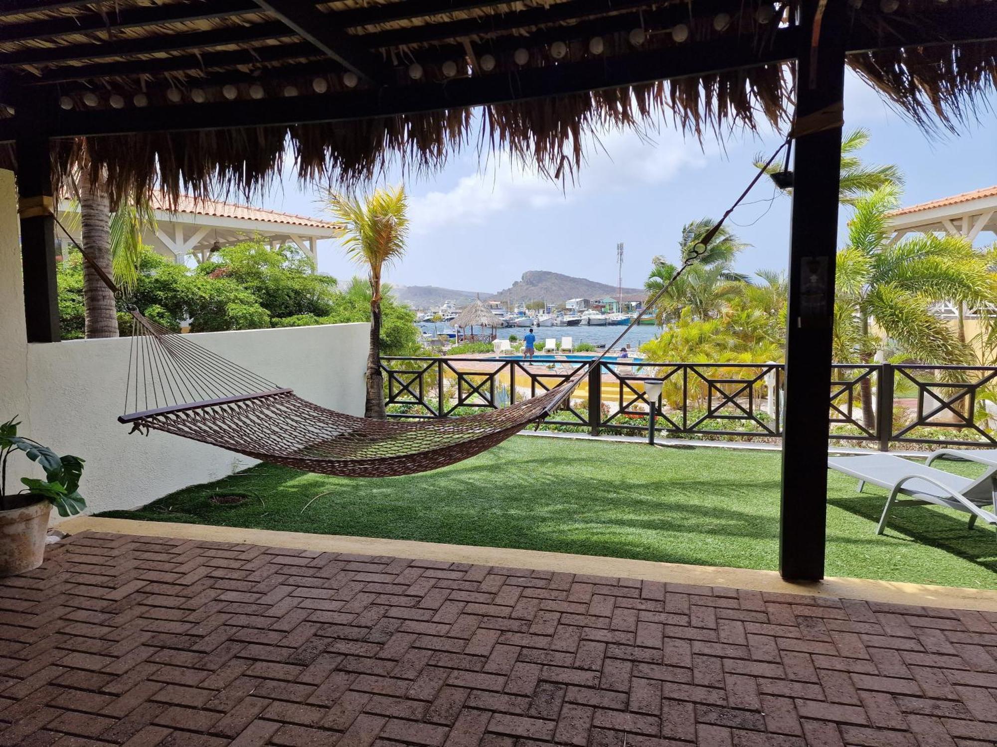 Luxury Appt For 6: Mesmerizing Spanish Water View Jan Thiel Exterior foto